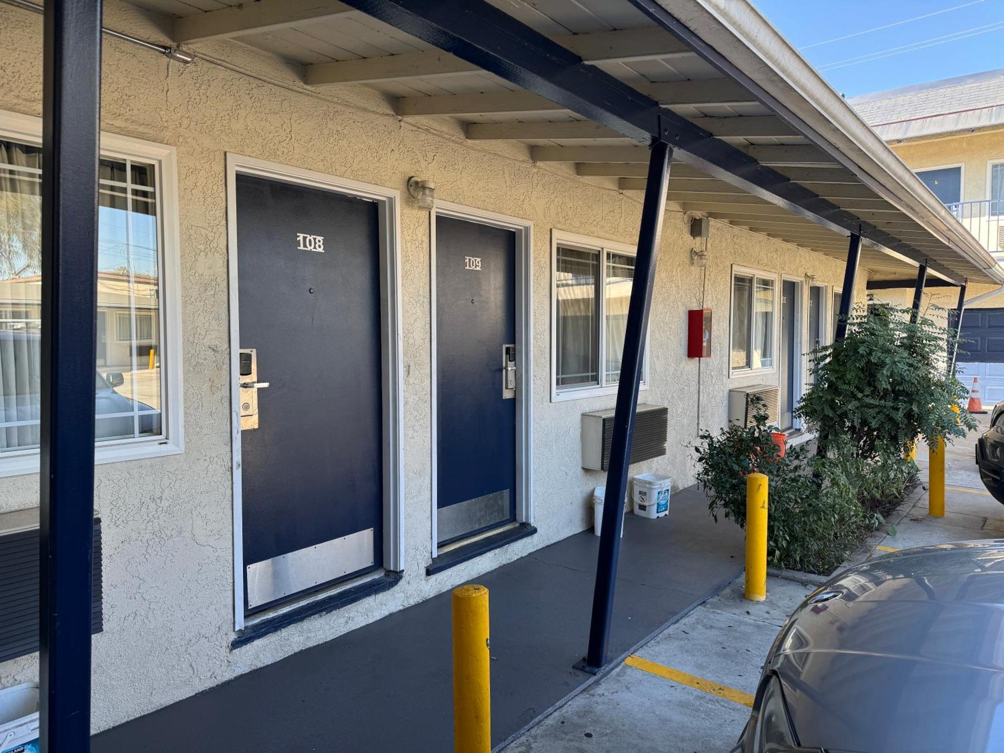 Hiland Motel Long Beach Exterior photo